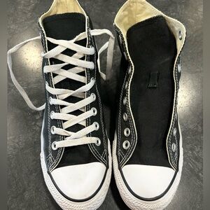 High Top Converse All Star Women’s 9 Men’s 7